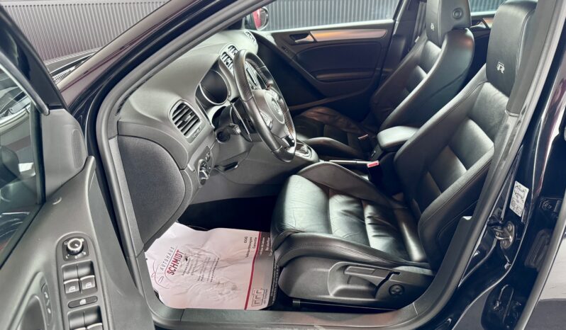 Volkswagen Golf VI R 4Motion DSG Navi BiXenon 5Türen 19Zoll voll