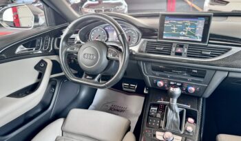 Audi RS6 Avant Pano Matrix ACC Ceramic 360°DynPak 21″ voll