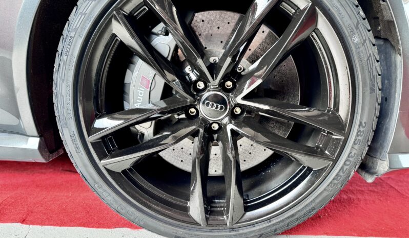 Audi RS6 Avant Pano Matrix ACC Ceramic 360°DynPak 21″ voll