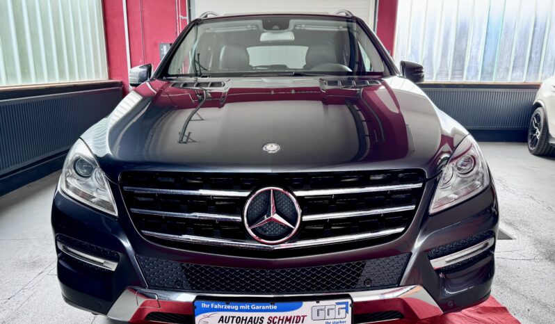 Mercedes-Benz ML 350 BT OffroadPaket Airmatic Comand Glasdach voll