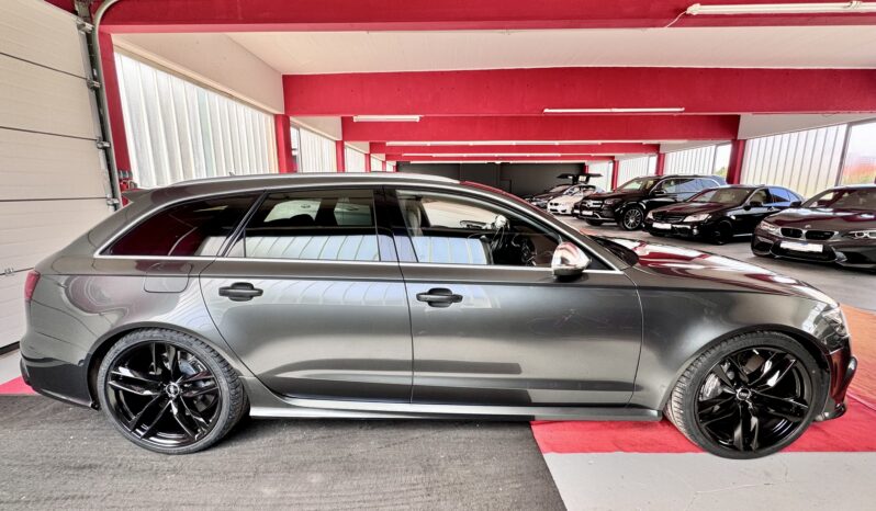 Audi RS6 Avant Pano Matrix ACC Ceramic 360°DynPak 21″ voll