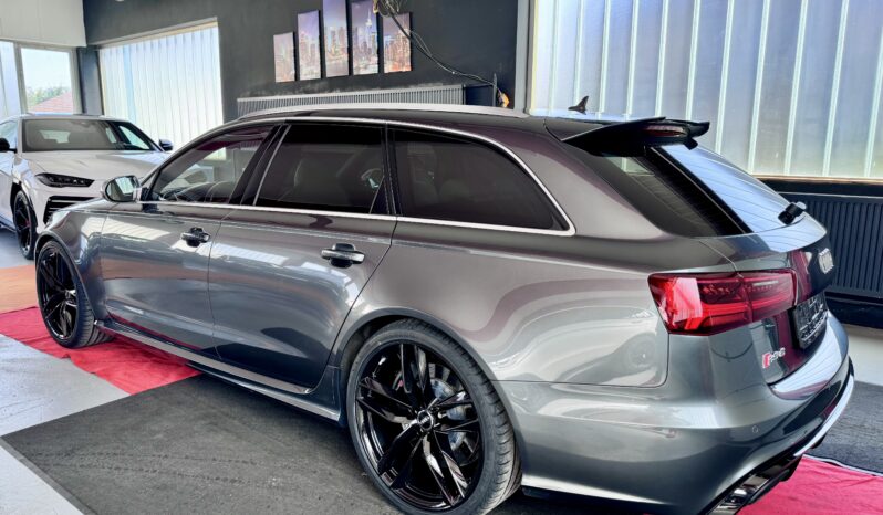 Audi RS6 Avant Pano Matrix ACC Ceramic 360°DynPak 21″ voll