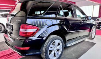 Mercedes-Benz ML 350 CDI Sportpaket Glasdach Airmatic BiXenon voll