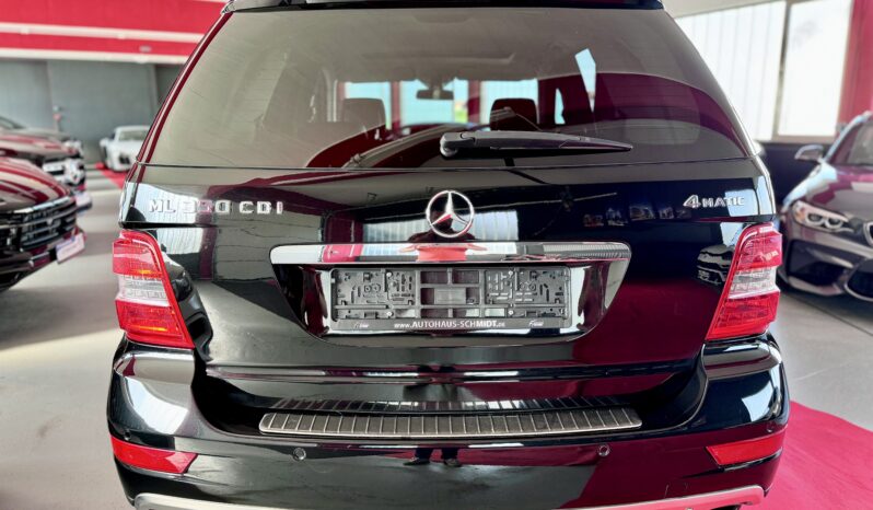 Mercedes-Benz ML 350 CDI Sportpaket Glasdach Airmatic BiXenon voll