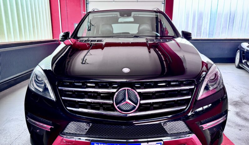 Mercedes-Benz ML 350 BT AMG Paket Airmatic ILS Comand 20Zoll voll