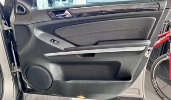 Mercedes-Benz ML 320 CDI 4M Glasdach Sportpaket Airmatic Xenon voll