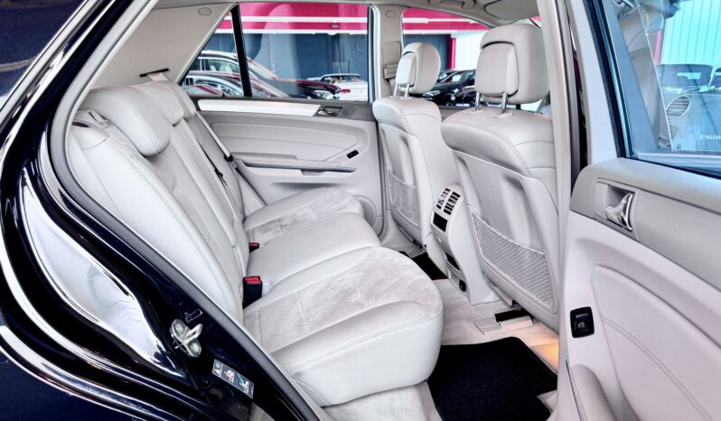 Mercedes-Benz ML 320CDI Offroad Airmatic Sportpaket BiXenon 20 Zoll voll