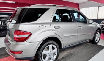 Mercedes-Benz ML 320 CDI 4M Glasdach Sportpaket Airmatic Xenon voll