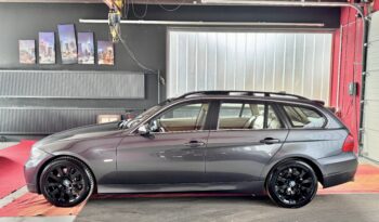 BMW 330d Touring xDrive Automatik BiXenon Leder Navi Pano voll