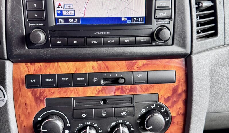Jeep Grand Cherokee 3.0 CRD Overland Navi Fond TV 18″ voll