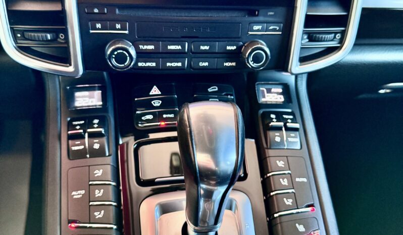 Porsche Cayenne Diesel Platinum Edition Bose 21Zoll PASM voll
