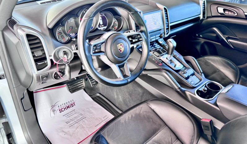 Porsche Cayenne Diesel Platinum Edition Bose 21Zoll PASM voll