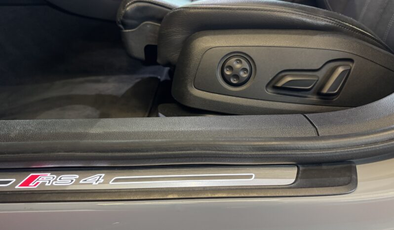 Audi RS 4 Keramik ABT-Sportaga. B&O DynamikPaket Sitzlüftung voll
