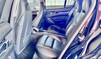 Porsche Panamera Diesel Luft Pano Bose Navi BiXenon 20 Zoll voll