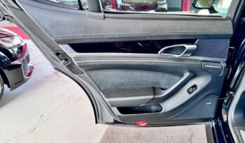 Porsche Panamera Diesel Luft Pano Bose Navi BiXenon 20 Zoll voll