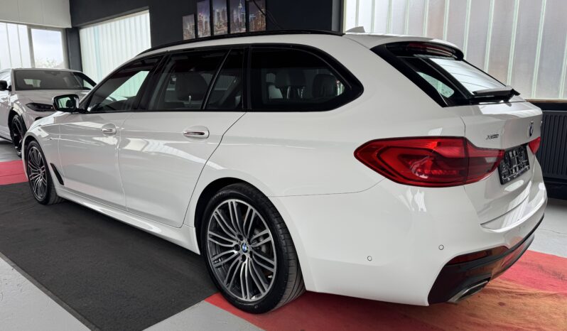 BMW 530 d xDrive M Sport Pano HeadUp Ferngest.Parken voll