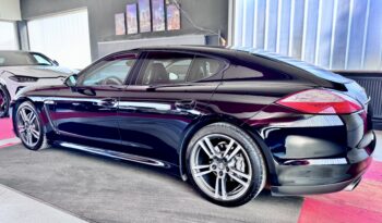 Porsche Panamera Diesel Luft Pano Bose Navi BiXenon 20 Zoll voll