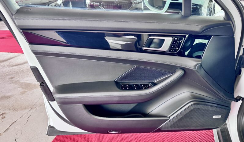 Porsche Panamera 4S Pano ACC 360°Luft 21 Zoll Sportabgas voll