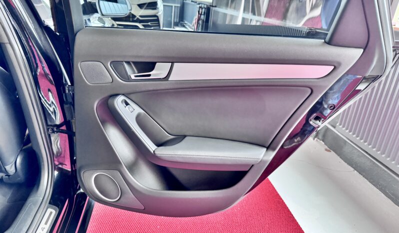 Audi RS4 4.2FSI quattro Pano B&O Navi Leder 20Zoll voll