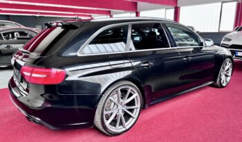 Audi RS4 4.2FSI quattro Pano B&O Navi Leder 20Zoll voll