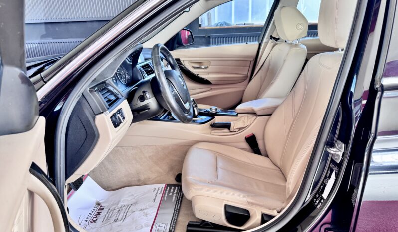 BMW 320d Touring xDrive Leder Navi Xeno Automatik 17 Zoll voll