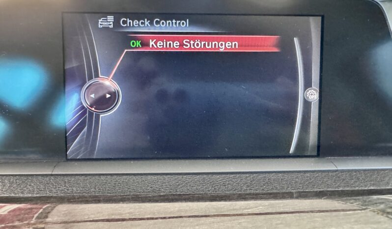 BMW 320d Touring xDrive Leder Navi Xeno Automatik 17 Zoll voll