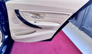 BMW 320d Touring xDrive Leder Navi Xeno Automatik 17 Zoll voll