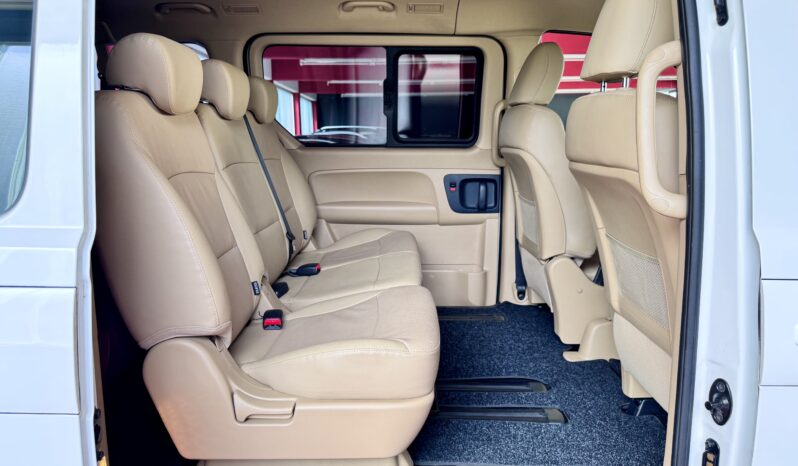 Hyundai H-1 Travel Premium Leder 8 Sitze Automatik Navi voll