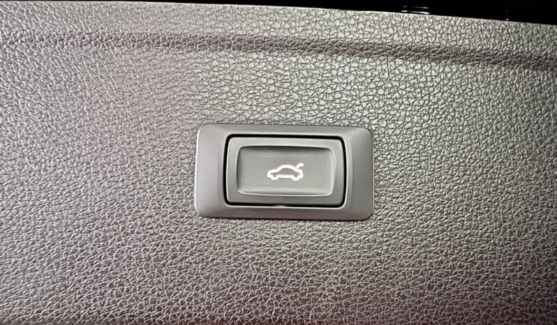Audi Q5 50 TDI quattro Sport Pano Virtual ACC Matrix voll