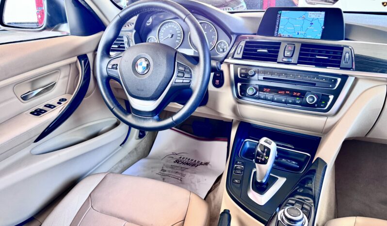 BMW 320d Touring xDrive Leder Navi Xeno Automatik 17 Zoll voll