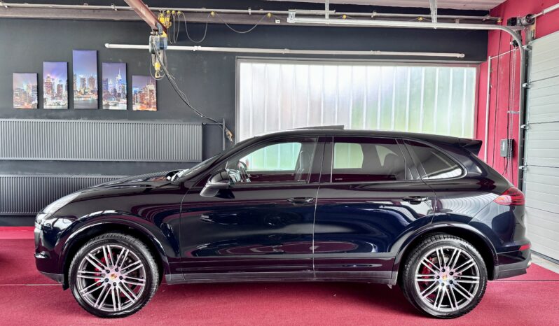 Porsche Cayenne Platinum Edition Pano Luft LED Sport Chrono Plus voll