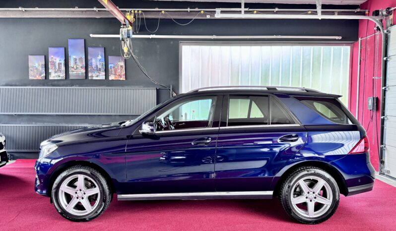 Mercedes-Benz GLE 350d OffroadPaket LED Distronic Airmatik 19 Zoll voll