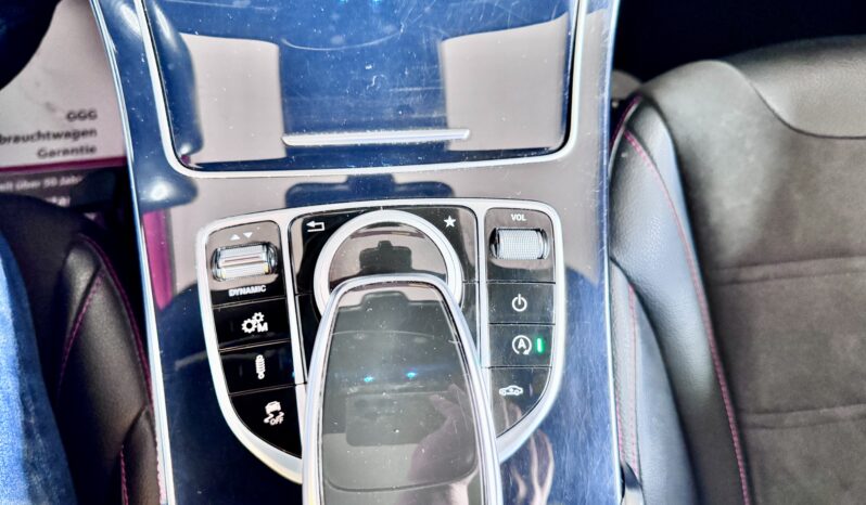 Mercedes-Benz GLC43 AMG Pano Burmester Airmatic LED KeylesGo 19 Zoll voll