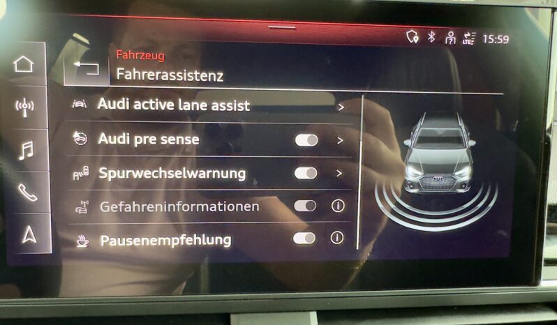 Audi RS4 Avant Pano 360° Matrix Virtual B&O AHK SAGA voll