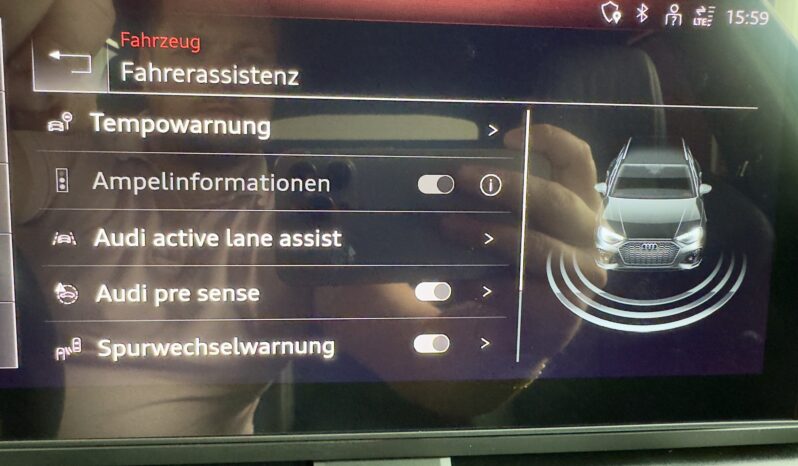 Audi RS4 Avant Pano 360° Matrix Virtual B&O AHK SAGA voll