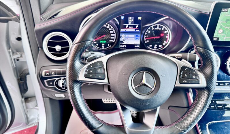 Mercedes-Benz GLC43 AMG Pano Burmester Airmatic LED KeylesGo 19 Zoll voll