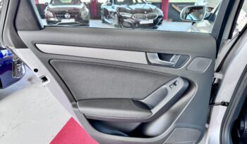 Audi A4 Avant Attraction quattro Automatik Leder Navi voll