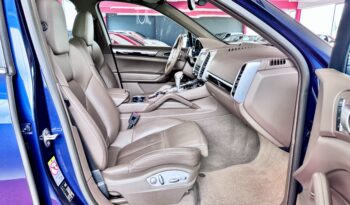 Porsche Cayenne S 4,2D Pano Luft 12 Wege 21 Zoll Sport-Chrono voll