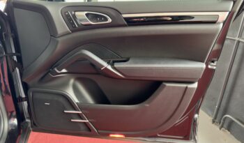 Porsche Cayenne Platinum Edition Pano Luft LED Sport Chrono Plus voll
