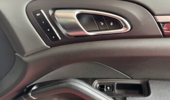 Porsche Cayenne Platinum Edition Pano Luft LED Sport Chrono Plus voll