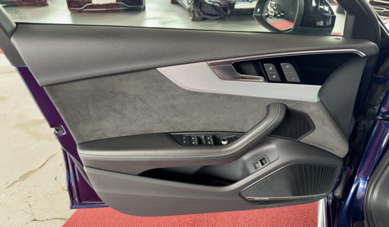 Audi RS4 Avant Pano 360° Matrix Virtual B&O AHK SAGA voll