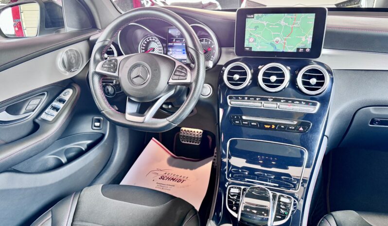 Mercedes-Benz GLC43 AMG Pano Burmester Airmatic LED KeylesGo 19 Zoll voll