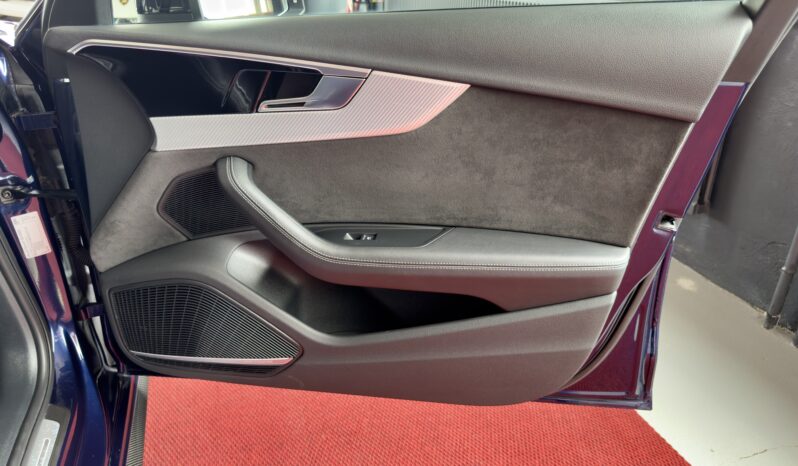 Audi RS4 Avant Pano 360° Matrix Virtual B&O AHK SAGA voll