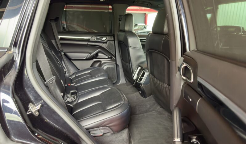 Porsche Cayenne Platinum Edition Pano Luft LED Sport Chrono Plus voll