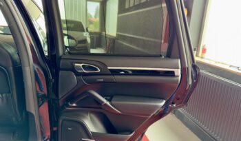 Porsche Cayenne Platinum Edition Pano Luft LED Sport Chrono Plus voll