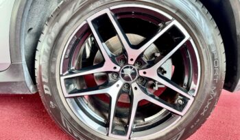 Mercedes-Benz GLC43 AMG Pano Burmester Airmatic LED KeylesGo 19 Zoll voll