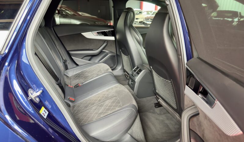 Audi RS4 Avant Pano 360° Matrix Virtual B&O AHK SAGA voll