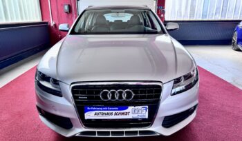 Audi A4 Avant Attraction quattro Automatik Leder Navi voll