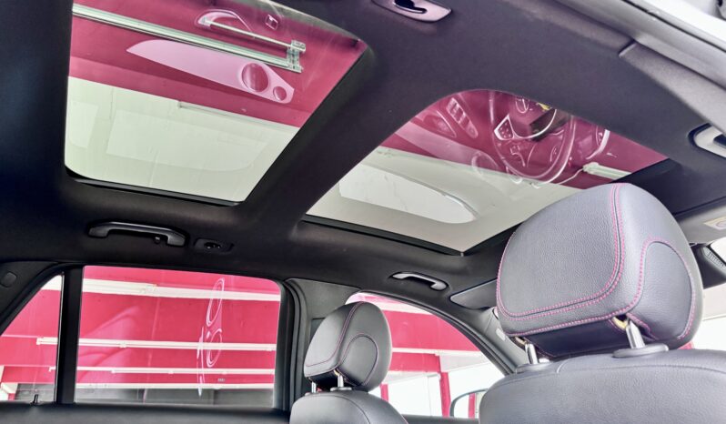 Mercedes-Benz GLC43 AMG Pano Burmester Airmatic LED KeylesGo 19 Zoll voll