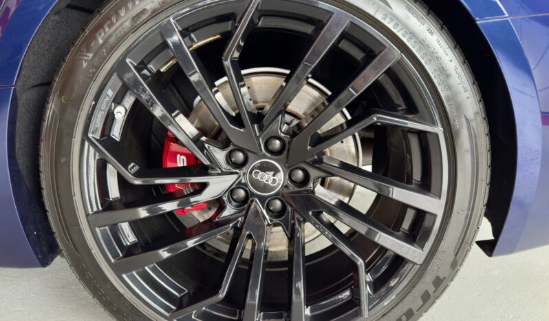 Audi RS4 Avant Pano 360° Matrix Virtual B&O AHK SAGA voll